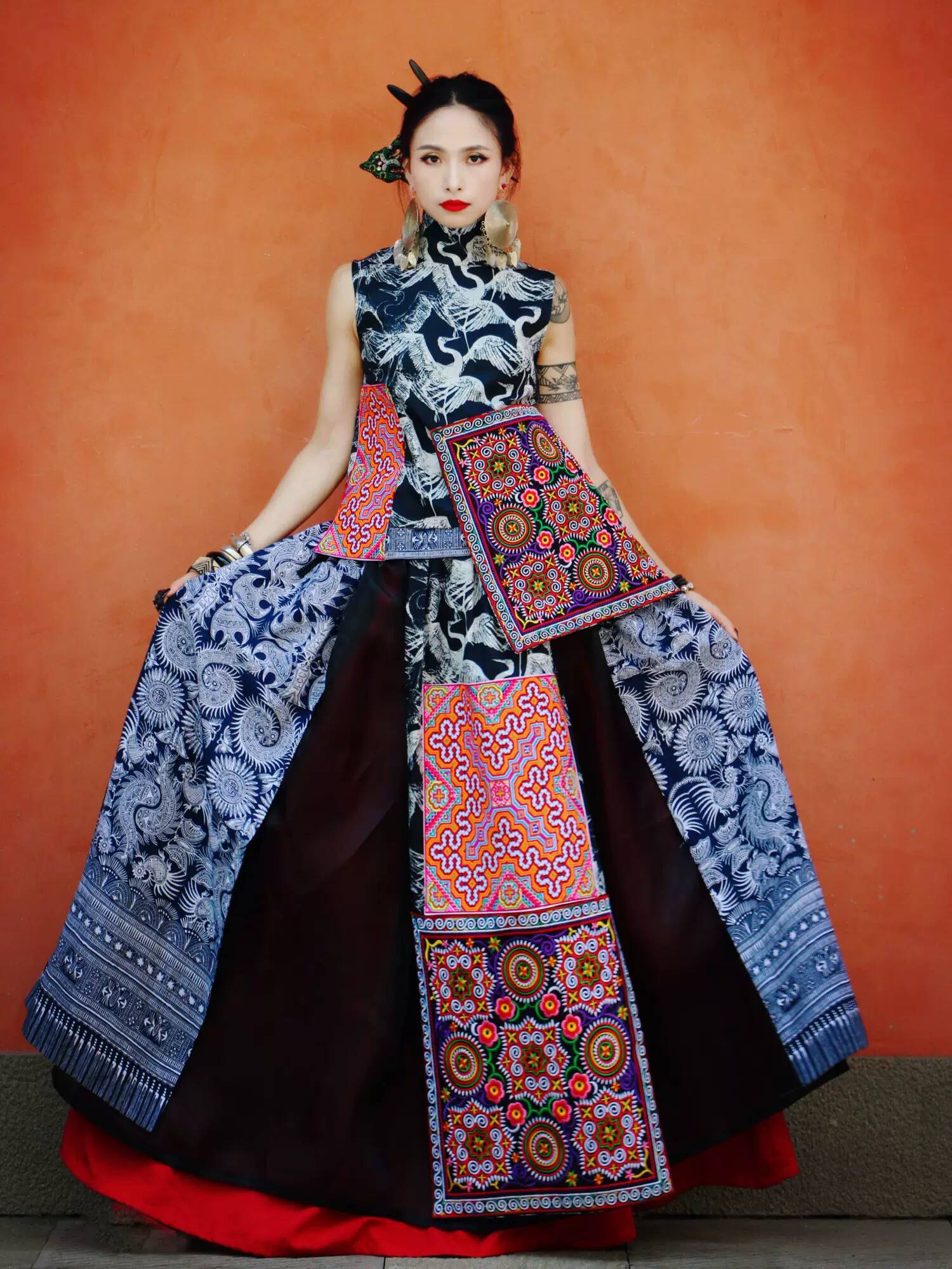 Ethnic Clothing & Online Fashion Store Khaadi Us - Traditional Miaojiang Girls Clothing Miao Embroidered